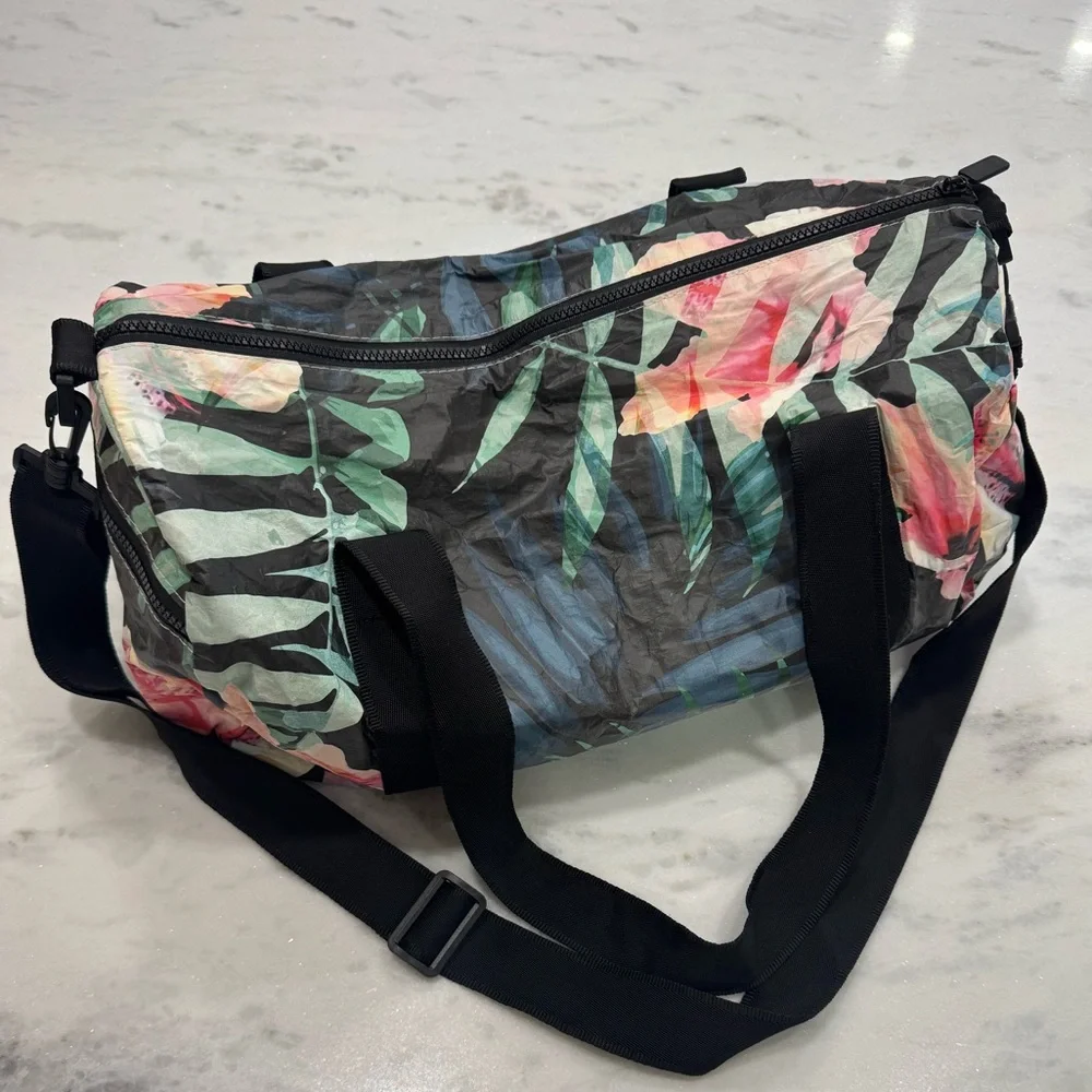 Aloha collection With Love From Paradise Duffle bag 🌺 - Picture 1 of 5